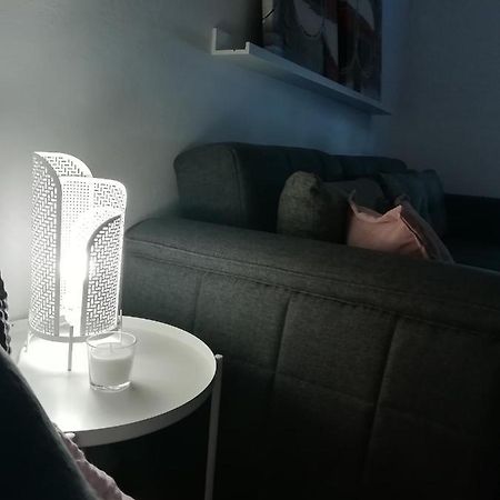 Sarmantni Apartman Malecka ザグレブ エクステリア 写真