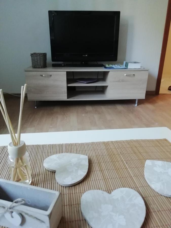 Sarmantni Apartman Malecka ザグレブ エクステリア 写真